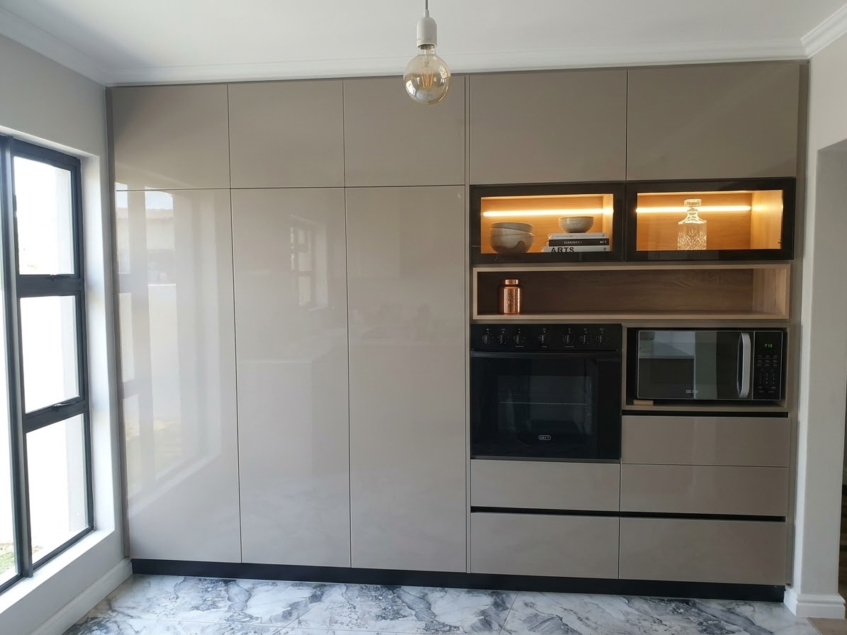 Full-Height Folkstone Grey Kitchen